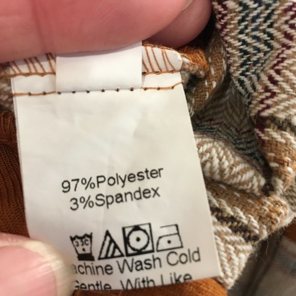 SHEIN Cropped Plaid Flannel - Picture 7 of 8